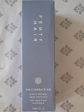 Fenty Beauty Hair The Comeback Kid - Light Blue